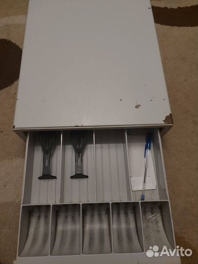 Ящик для денег