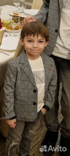 Пиджак на мальчика