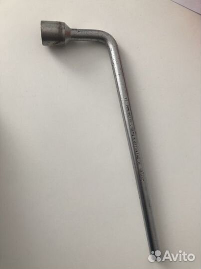 Баллонный ключ Mercedes-Benz W124