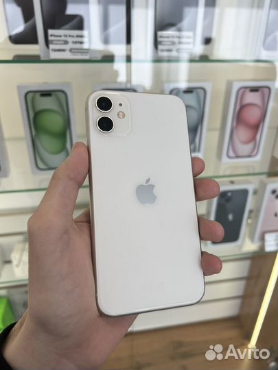 iPhone 11, 64 ГБ