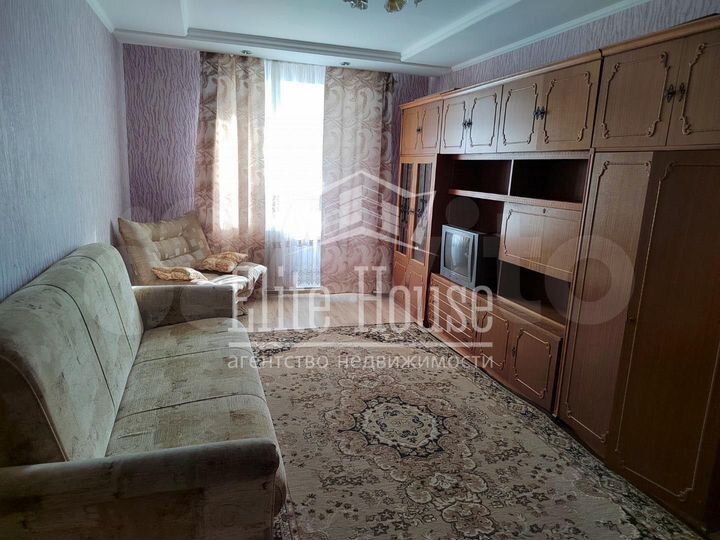 2-к. квартира, 55 м², 3/3 эт.