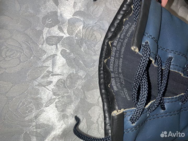 Боксерские перчатки 10 oz