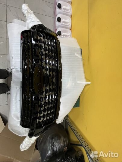 Решётка радиатора Chery Tiggo 8