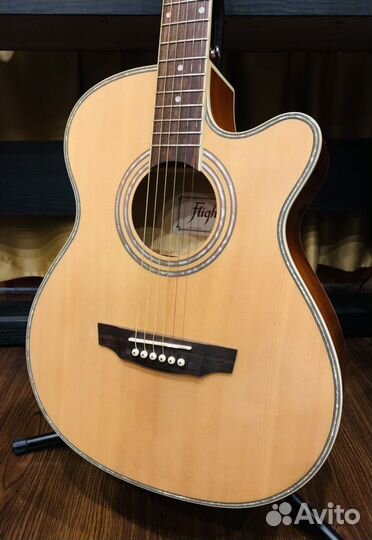 Акустическая Гитара + Каподастр (Ель)