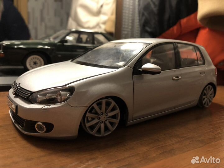 Volkswagen Golf VI 1:18 Norev