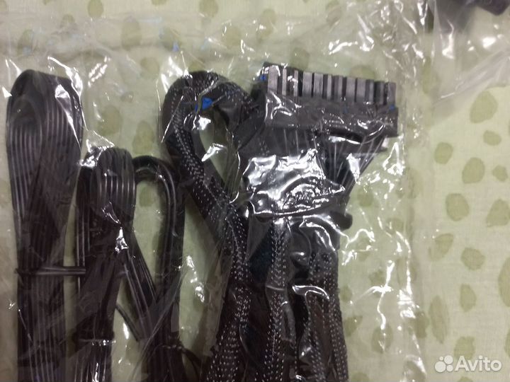 Набор кабелей для модульного блока питания