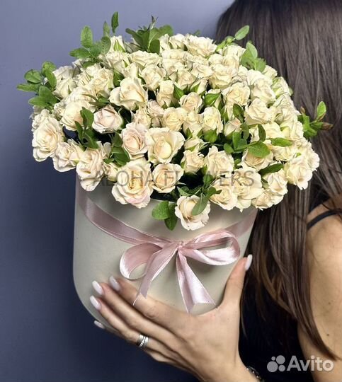 Букеты из кустовой розы. Круглосуточная доставка