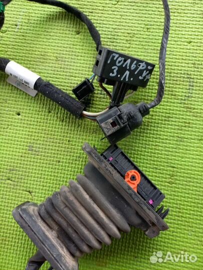 Провода коса. Задней левой двери гольф-5+