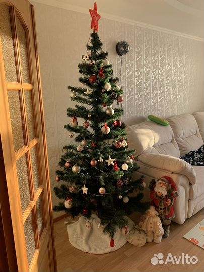 Елка искусственная