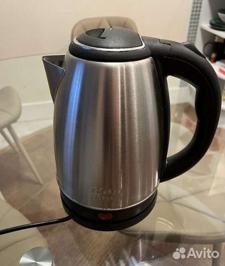 Чайник электрический 2,2л. Новый