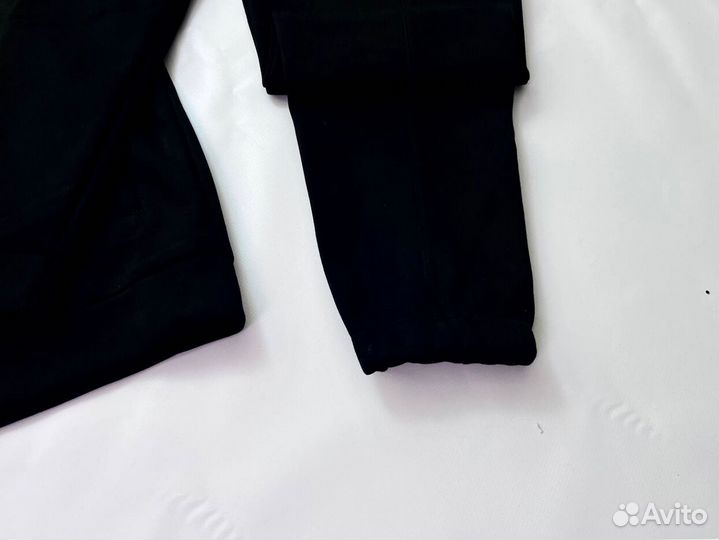 Спортивные костюмы Calvin Klein