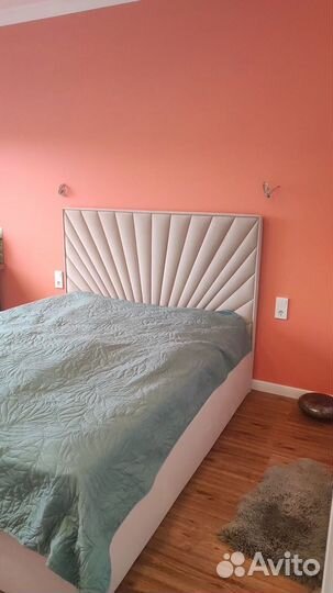 Кровать 180х200