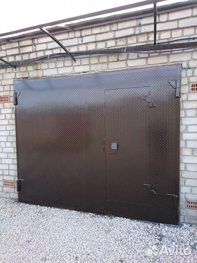 Ворота гаражные под ключ