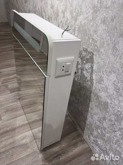 Тумба для ванной с зеркалом