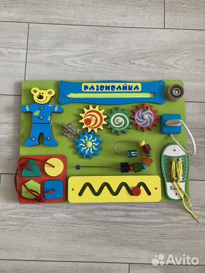 Бизиборд развивающая доска