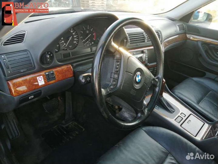 Панель передняя салона (торпедо) BMW 7 E38