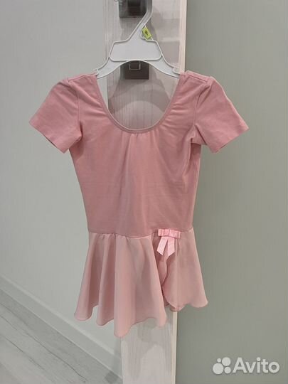 Гимнастический купальник 110-116 + чешки в подарок