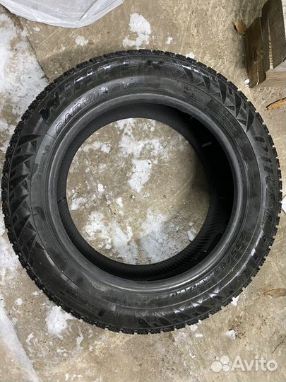 Pirelli Winter Carving Edge 235/60 R18