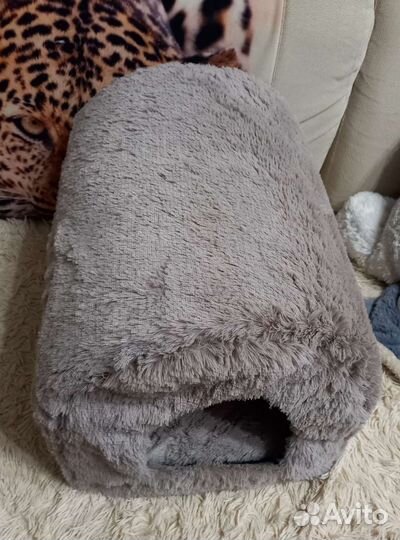 Домик лежанка для кошки собаки новый