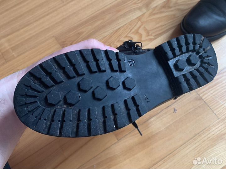 Ботинки для девочки утеплённые