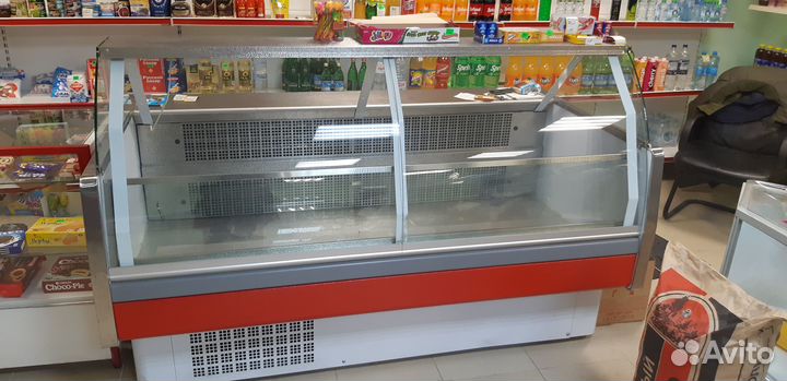 Холодильная витрина