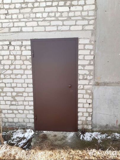 Двери(входные, тамбурная, кладовые)