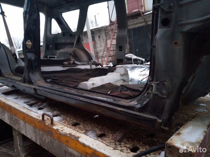 Правый порог на Derways Aurora 2.4