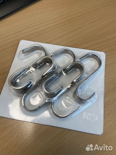 Крюки и направляющая Hultarp новые