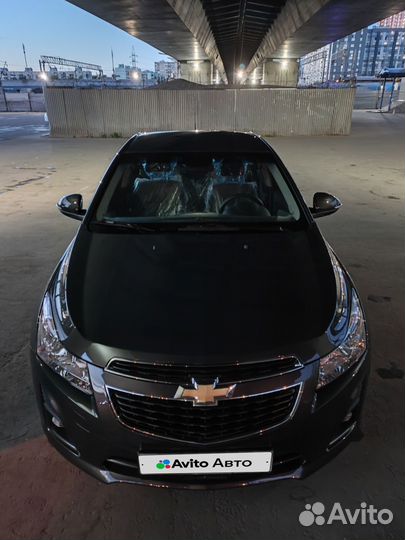 Chevrolet Cruze 1.8 AT, 2014, 800 км
