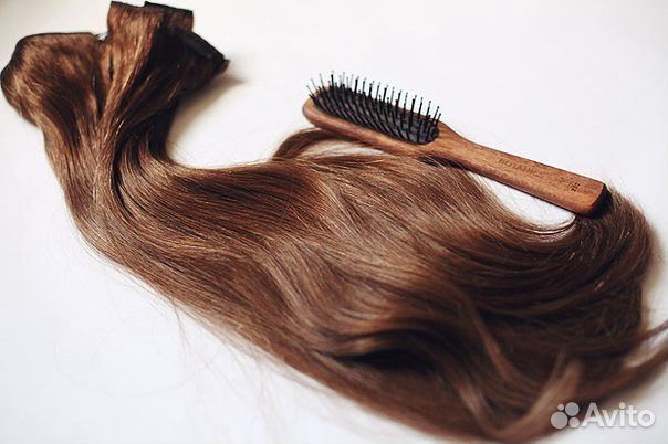 Волосы на заколках