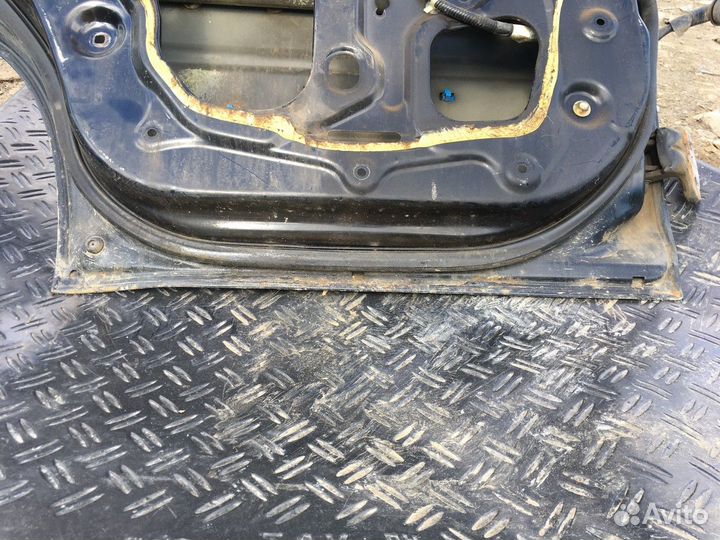 Дверь задняя левая (Honda CR-V)