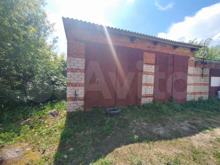 Гараж, > 30 м²