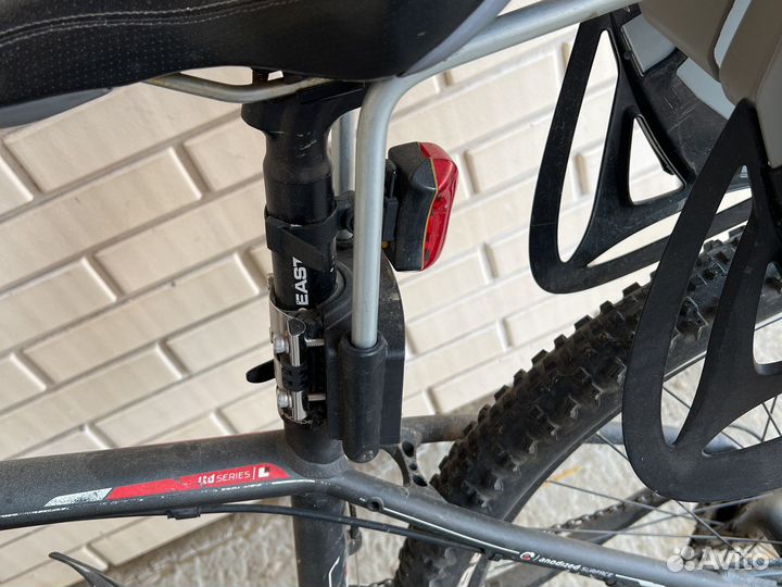 Детское велокресло hamax sleepy