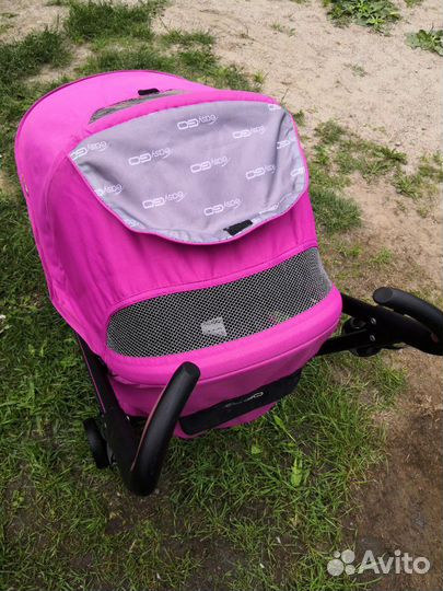 Коляска прогулочная