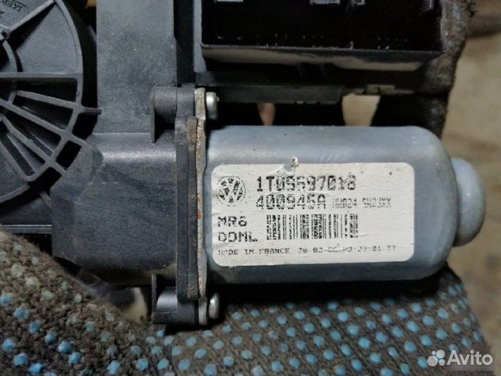 Моторчик стеклоподъемника Skoda Octavia A5