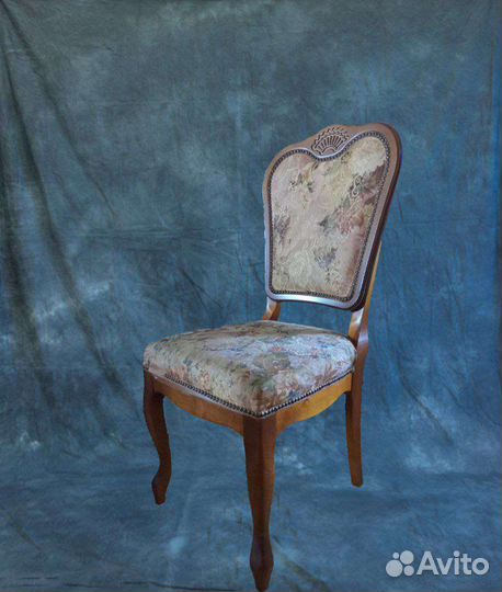 Продаются 4 стула