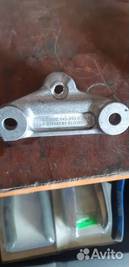 Натяжной ролик Polo sedan