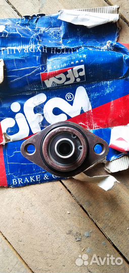 Главный тормозной цилиндр Ивеко Дели 2009г.2.3/136