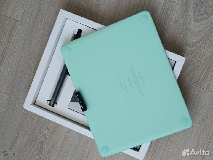 Графический планшет wacom intuos s