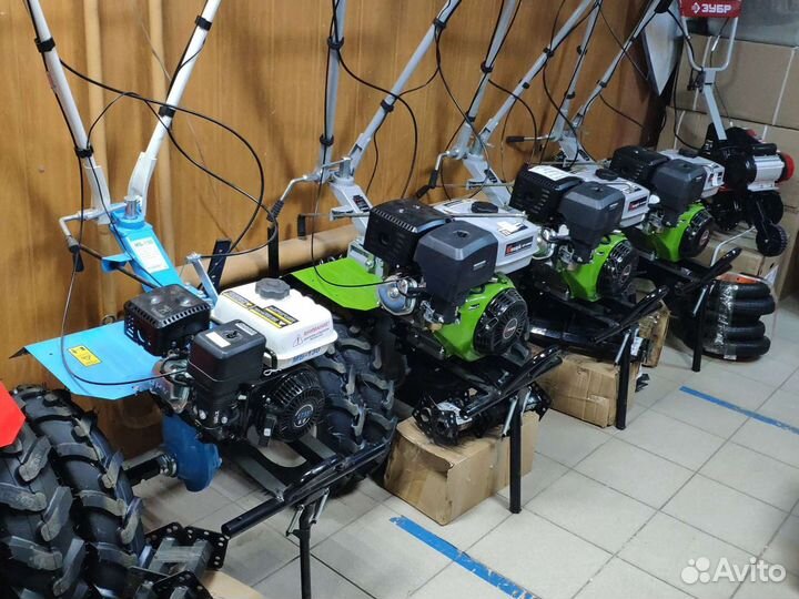 Мотоблок помощник 7-17л.с