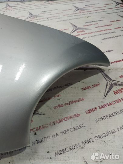 Крыло w203 Mercedes переднее левое