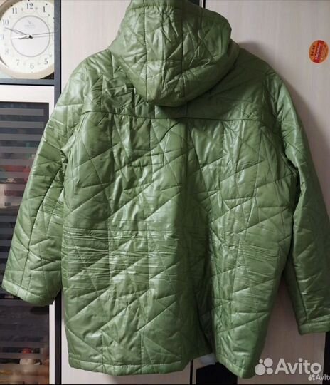 Куртка демисезонная женская 64 размер