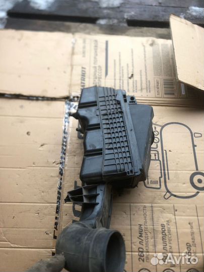 Корпус воздушного фильтра.Renault Laguna 3.Дв.1.6