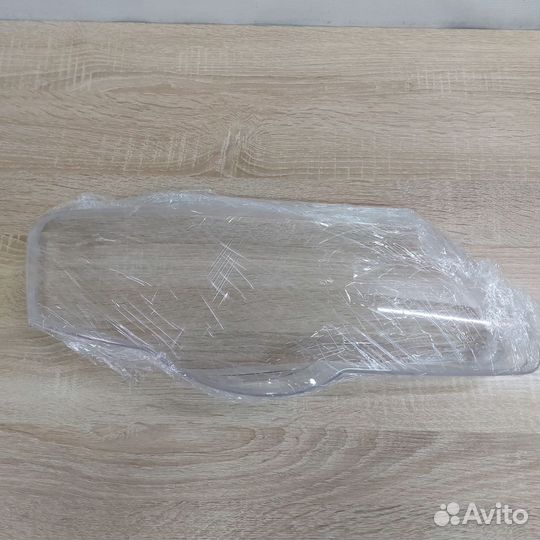 Стекла фар Volkswagen Passat B6