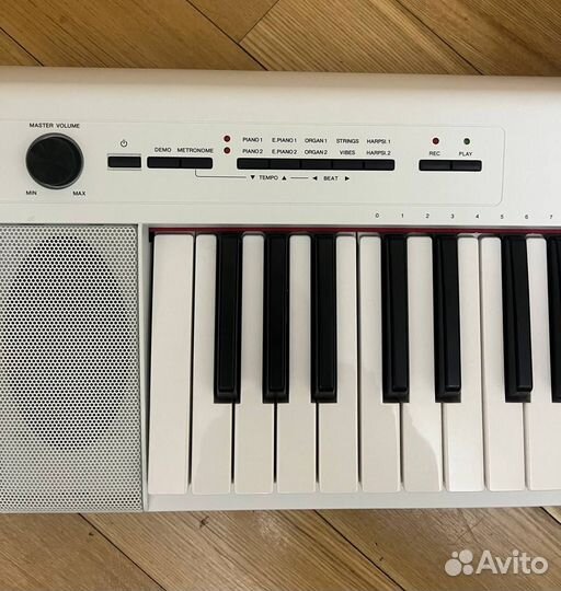 Yamaha NP-32 piaggero