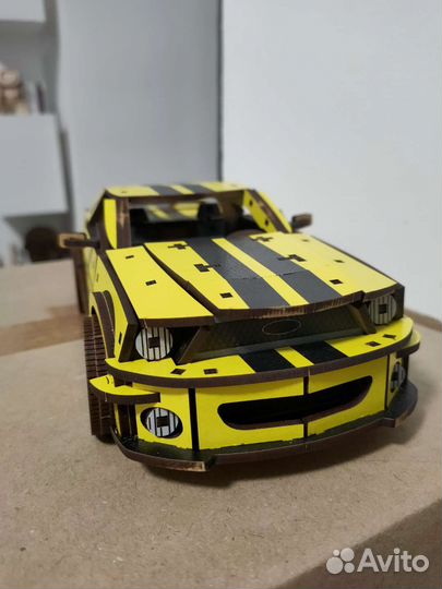 Сборная модель автомобиля из фанеры