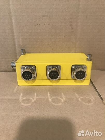 Нивелировочная система на асфальтоукладчик