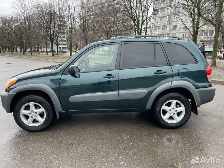 Toyota RAV4 2.0 AT, 2000, 100 000 км