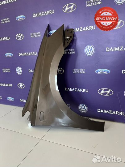 Крыло Volkswagen Polo правое / коричневый LH8Z