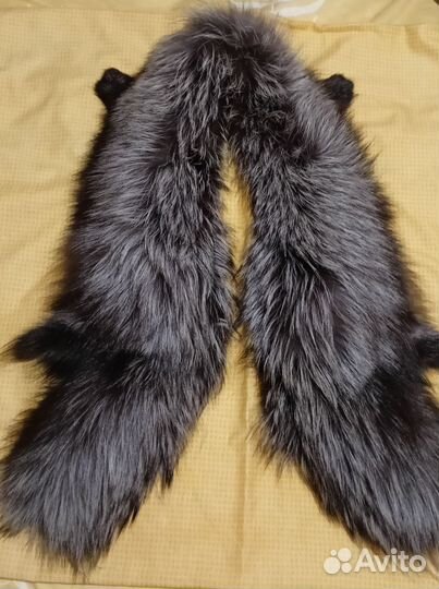Меховой воротник чернобурка